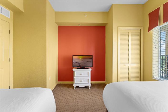 Image No.18-2 Bed Property for sale