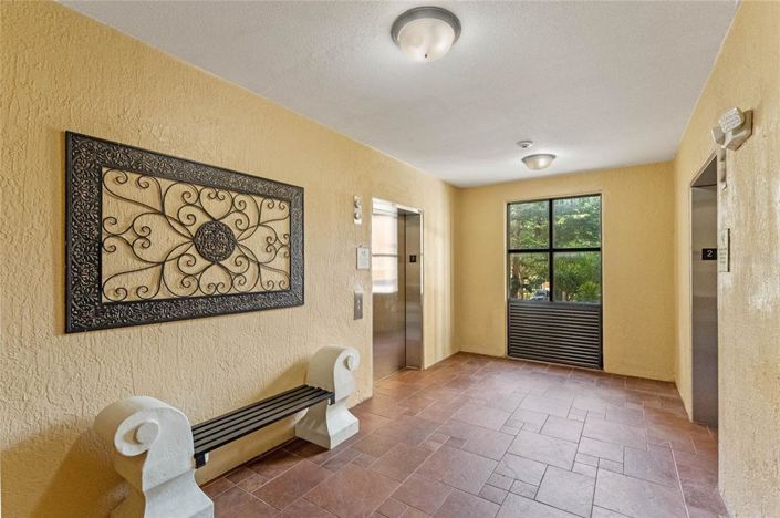 Image No.4-2 Bed Property for sale