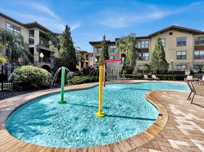 Image No.28-3 Bed Property for sale