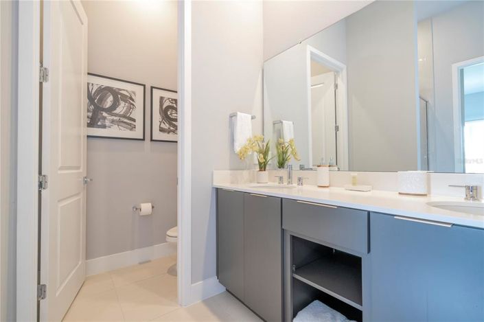 Image No.23-5 Bed Property for sale