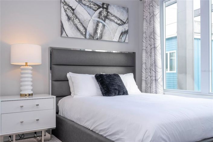 Image No.26-5 Bed Property for sale