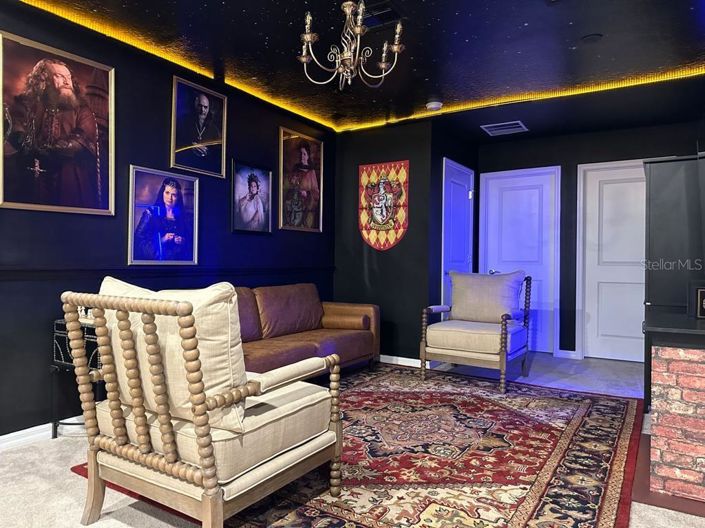 Image No.22-5 Bed Townhouse for sale