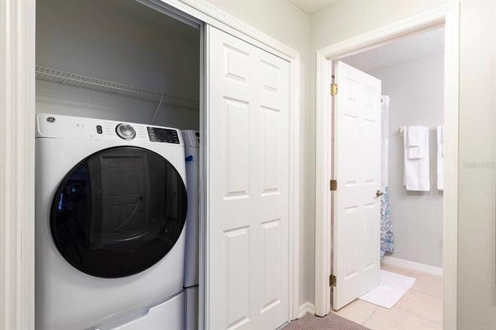 Image No.17-3 Bed Townhouse for sale