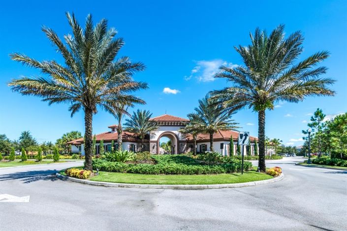 Image No.48-5 Bed Property for sale