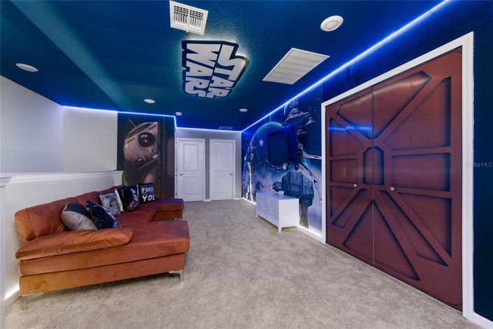 Image No.21-5 Bed Townhouse for sale