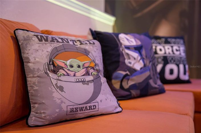 Image No.22-5 Bed Townhouse for sale