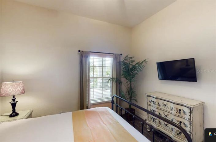 Image No.18-3 Bed Property for sale