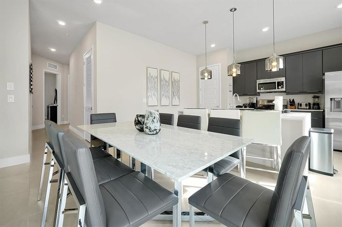 Image No.13-3 Bed Property for sale