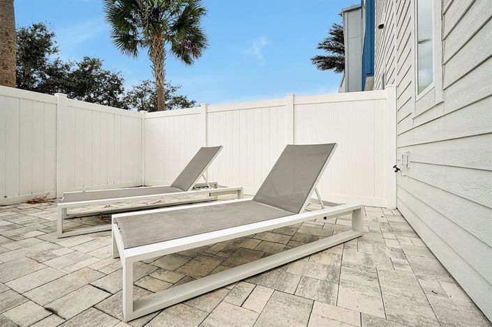 Image No.28-3 Bed Property for sale