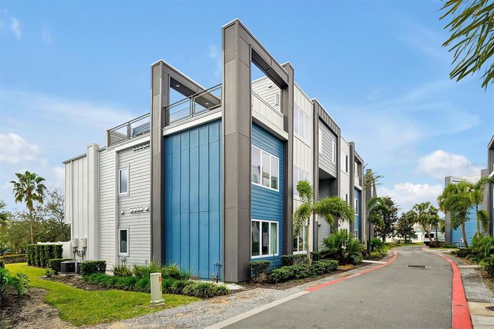 Image No.3-3 Bed Property for sale