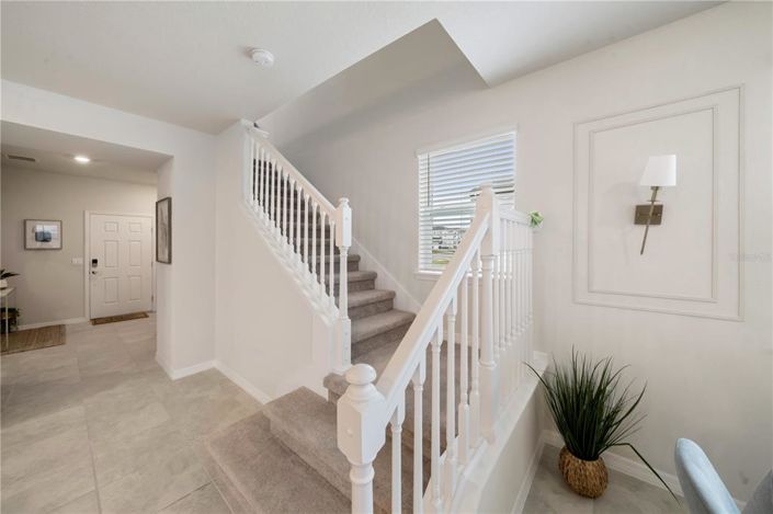 Image No.12-5 Bed Townhouse for sale