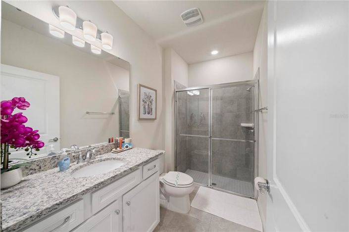 Image No.16-5 Bed Townhouse for sale