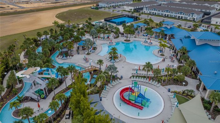 Image No.44-5 Bed Townhouse for sale