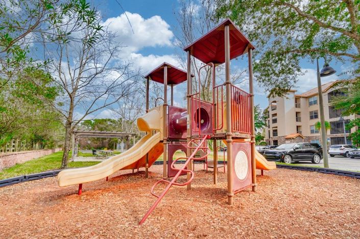 Image No.31-3 Bed Property for sale