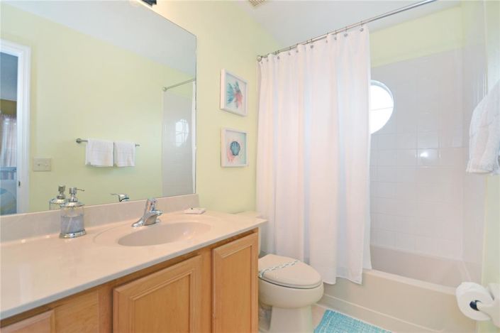 Image No.19-7 Bed Property for sale