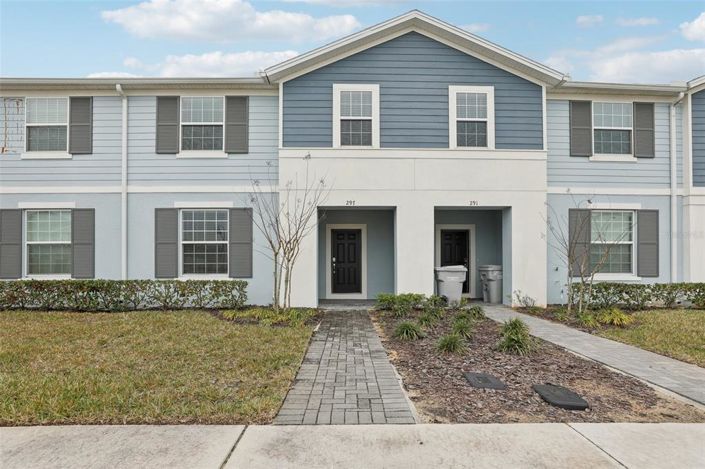 Image No.1-5 Bed Townhouse for sale