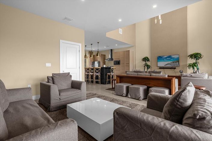 Image No.4-3 Bed Townhouse for sale