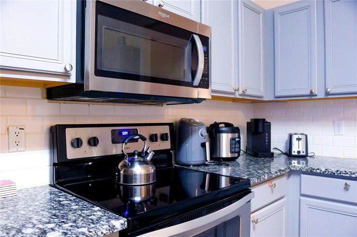 Image No.11-3 Bed Townhouse for sale