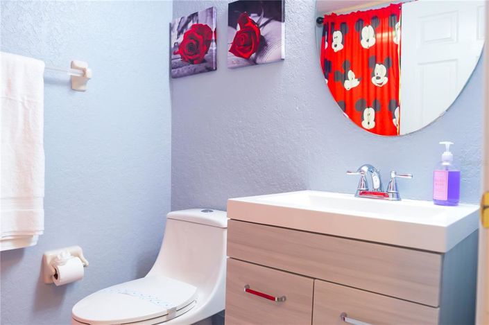 Image No.16-3 Bed Townhouse for sale