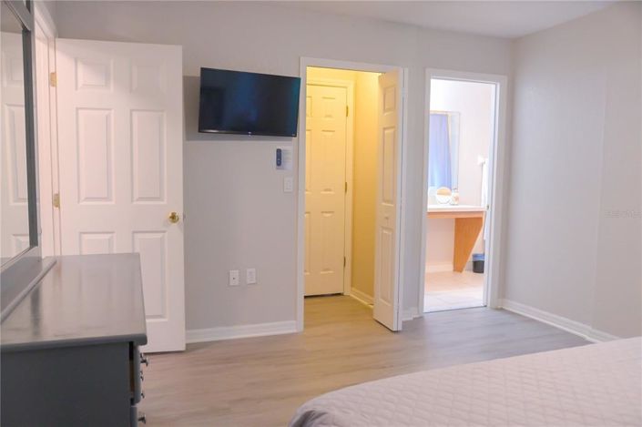 Image No.50-3 Bed Townhouse for sale