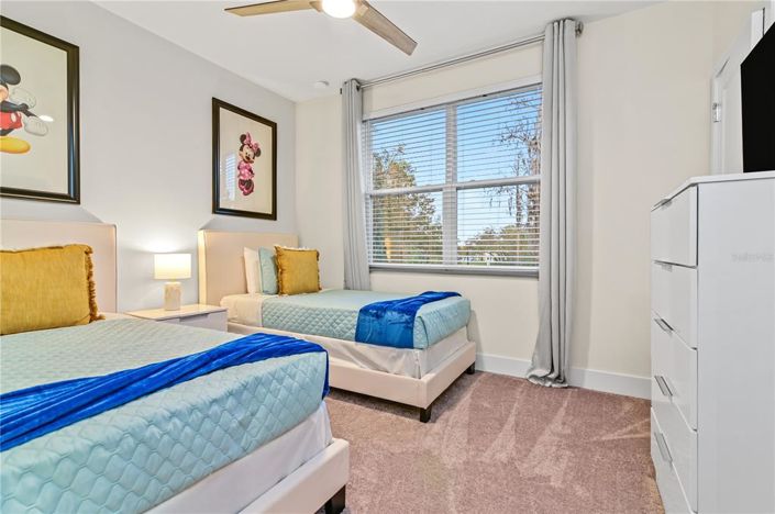 Image No.10-4 Bed Townhouse for sale