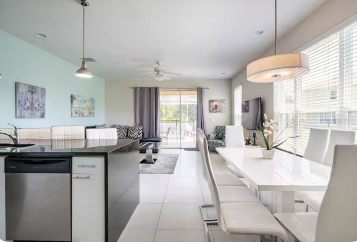 Image No.9-3 Bed Townhouse for sale