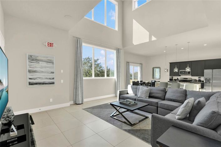 Image No.2-4 Bed Property for sale