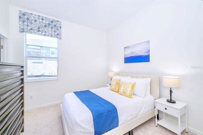 Image No.35-12 Bed Property for sale