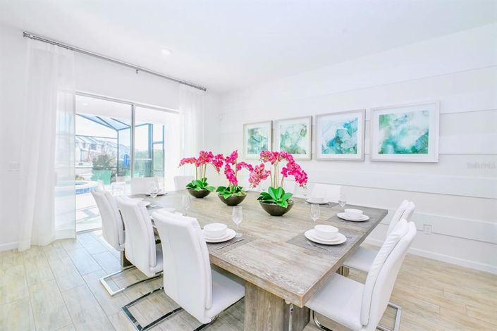 Image No.5-12 Bed Property for sale