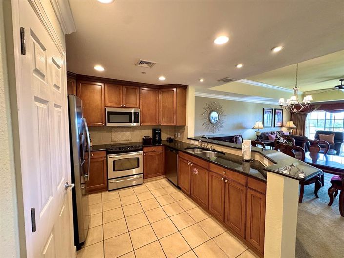 Image No.12-3 Bed Property for sale