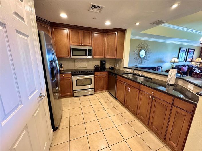 Image No.15-3 Bed Property for sale