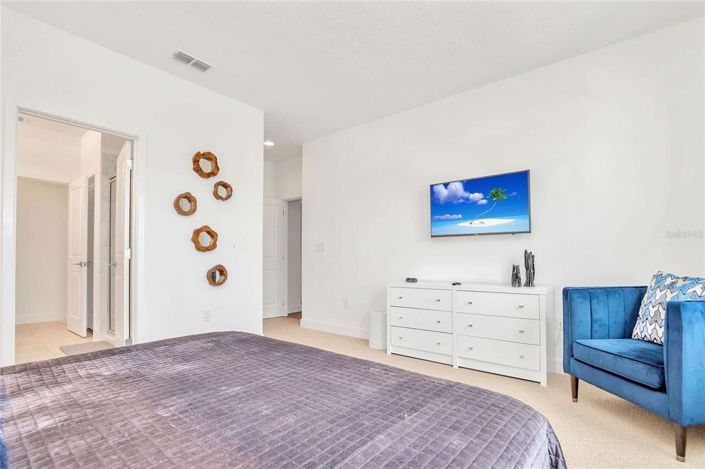 Image No.14-10 Bed Property for sale