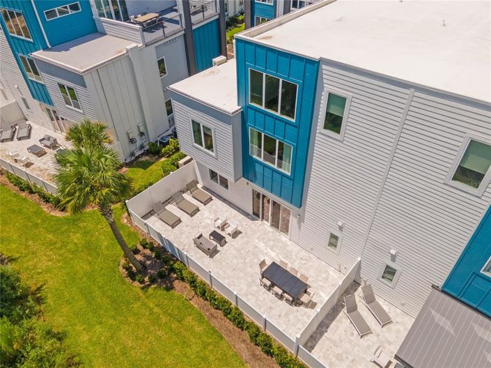 Image No.30-3 Bed Property for sale