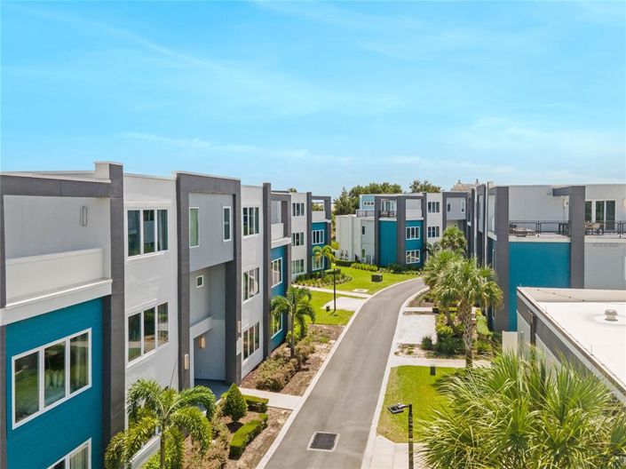 Image No.31-3 Bed Property for sale