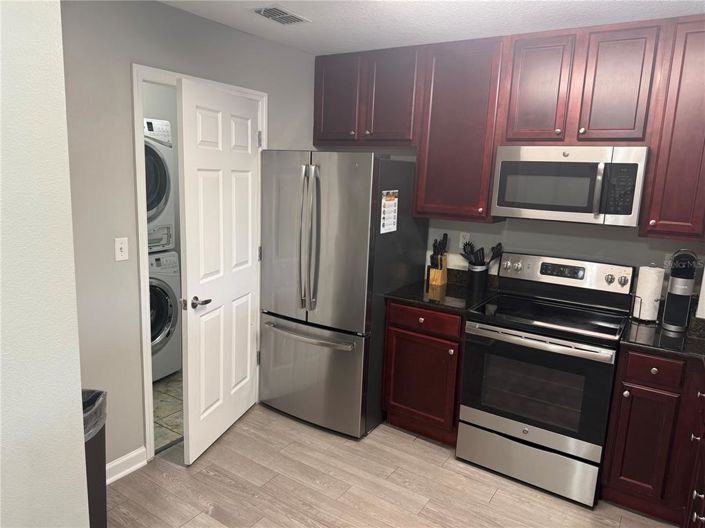 Image No.17-2 Bed Property for sale