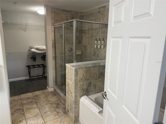 Image No.24-2 Bed Property for sale