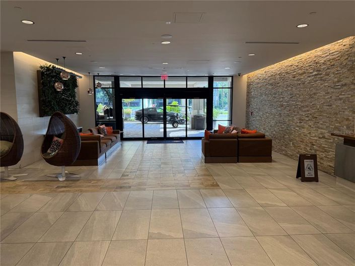 Image No.8-2 Bed Property for sale