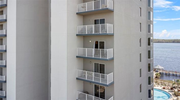 Image No.32-2 Bed Property for sale