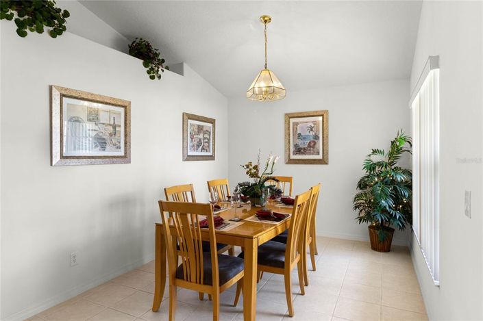 Image No.15-4 Bed Property for sale