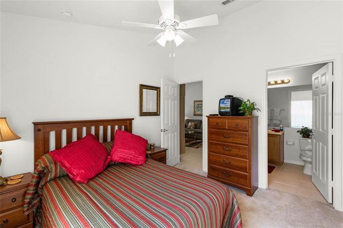 Image No.19-4 Bed Property for sale