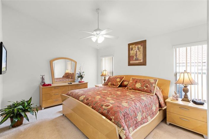 Image No.26-4 Bed Property for sale