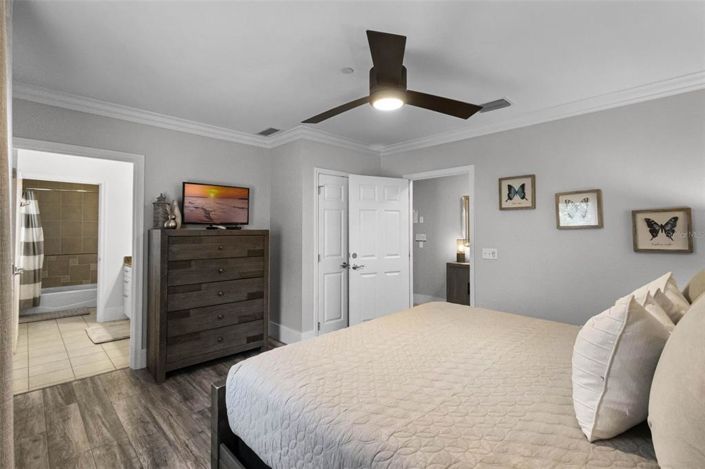 Image No.25-3 Bed Property for sale