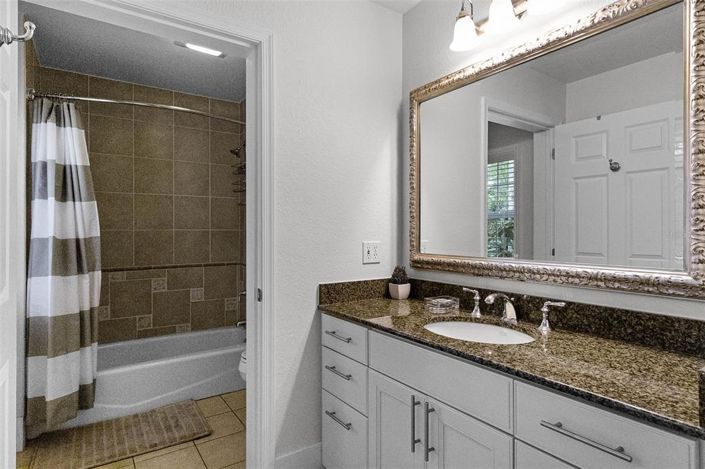 Image No.26-3 Bed Property for sale