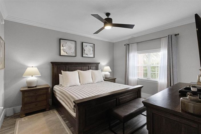 Image No.28-3 Bed Property for sale