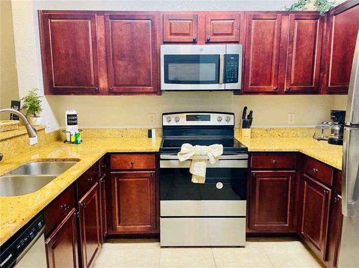 Image No.11-3 Bed Property for sale