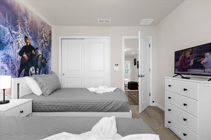 Image No.28-5 Bed Townhouse for sale