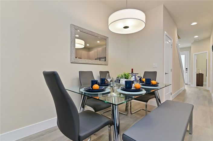 Image No.25-4 Bed Townhouse for sale