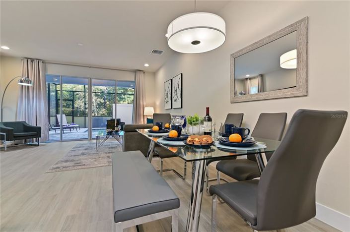 Image No.4-4 Bed Townhouse for sale