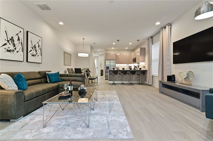 Image No.5-4 Bed Townhouse for sale