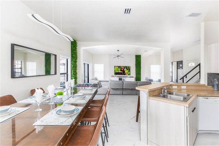 Image No.13-4 Bed Property for sale